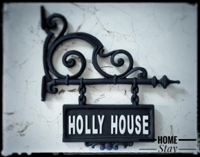 Holly House Homestay